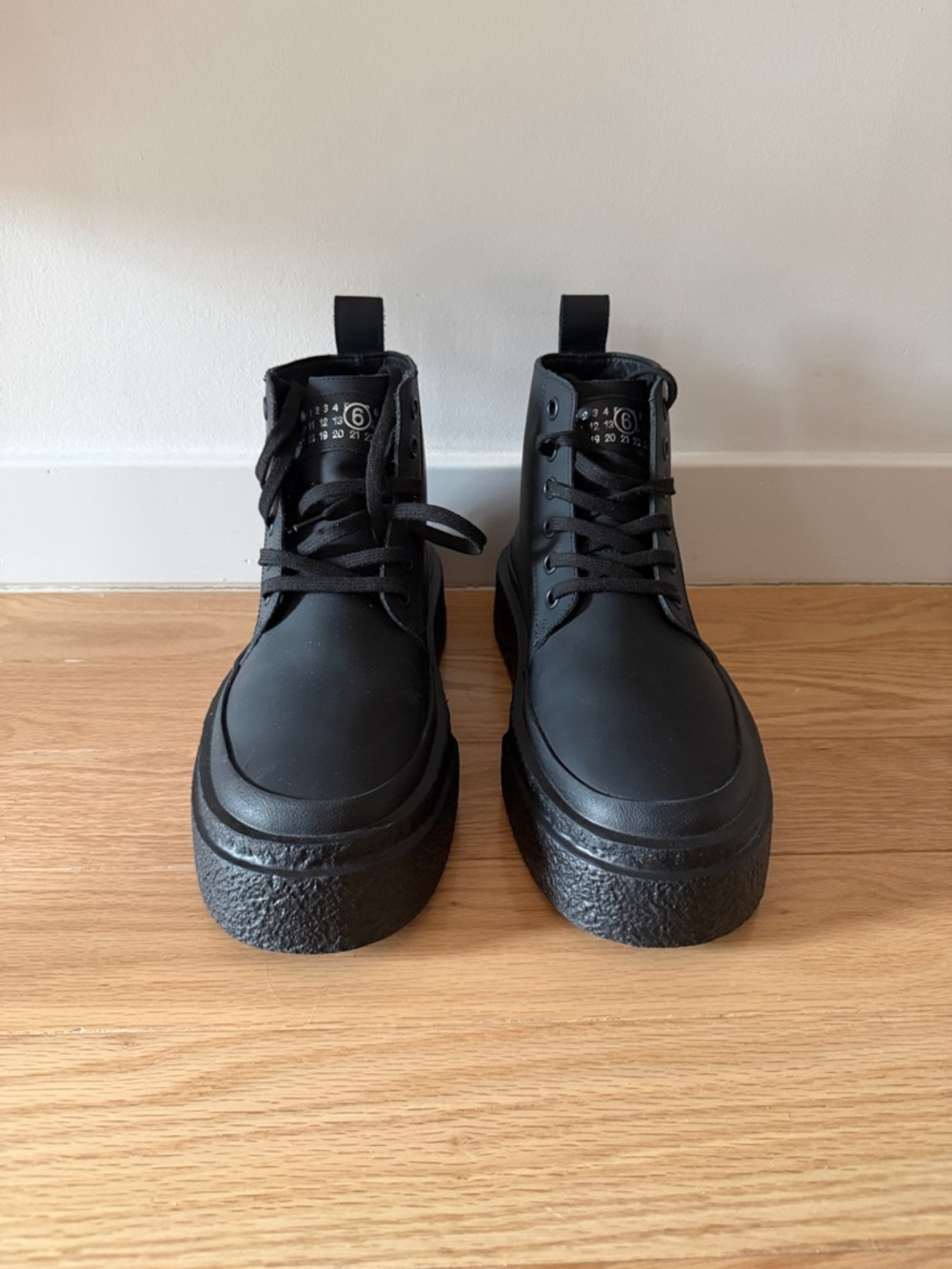 MM6 Maison Margiela Black Platform Lace-Up Sneakers - Picture 1 of 6